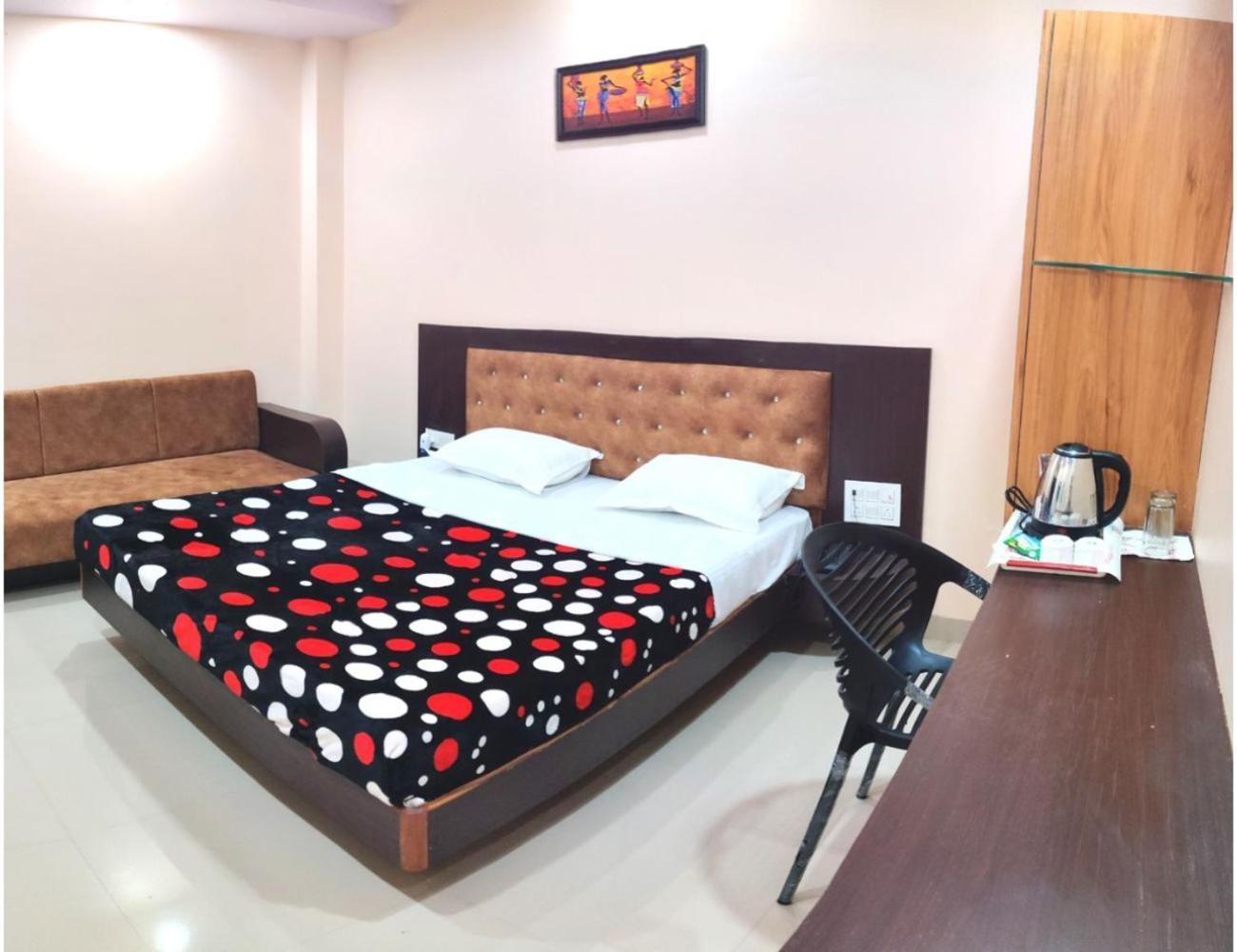 Hotel Pragati, Chanderi, Mp 外观 照片