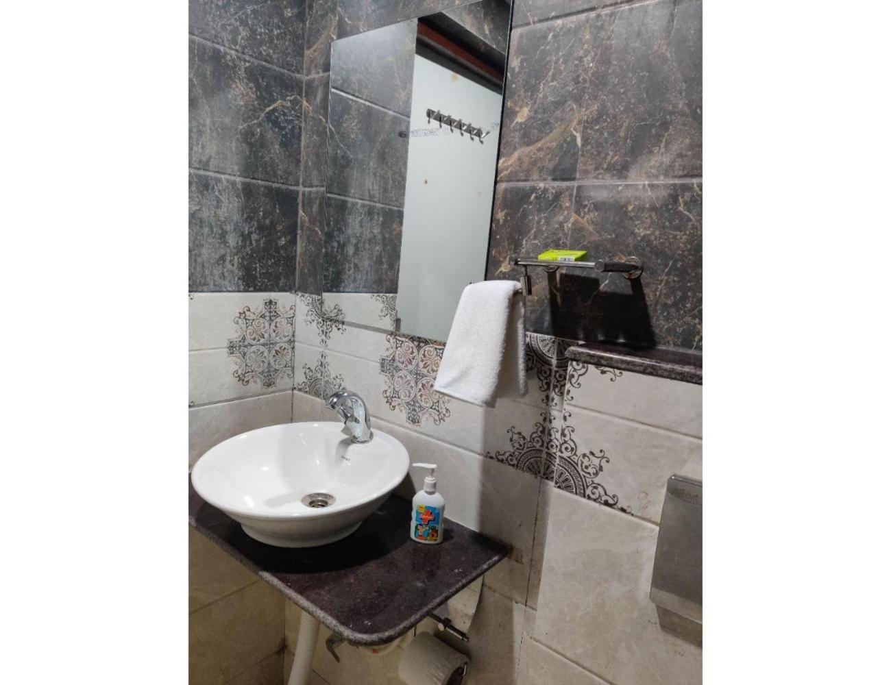 Hotel Pragati, Chanderi, Mp 外观 照片